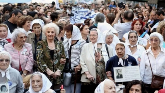 Abuelas de Plaza de Mayo anunció la la aparición del nieto recuperado 139