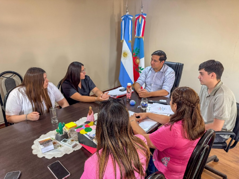 Equipo Interdisciplinario: Más de 30 familias recibieron apoyo educativo, emocional y social