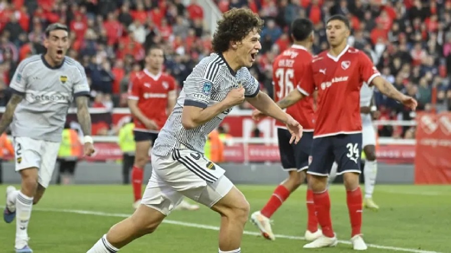 Boca le ganó a Independiente sobre la hora y aseguró su lugar en playoffs