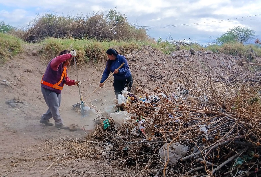El Municipio realizó tareas de limpieza en el barrio 200 Viviendas