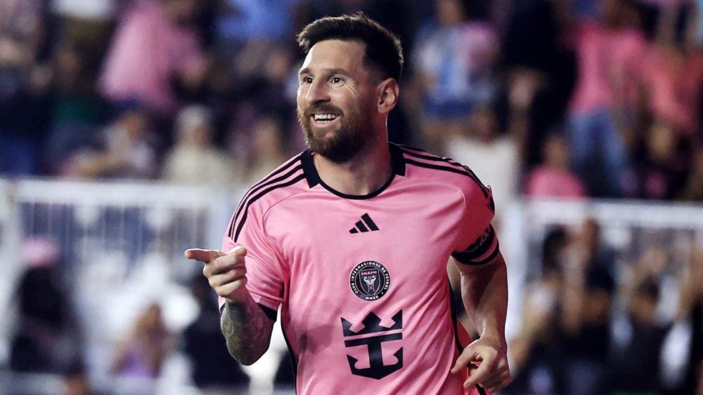 Lionel Messi brilló con un doblete en la goleada de Inter Miami